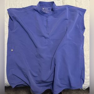 Women’s blueberry Rafaela- oversized scrub top. Size XS color blueberry